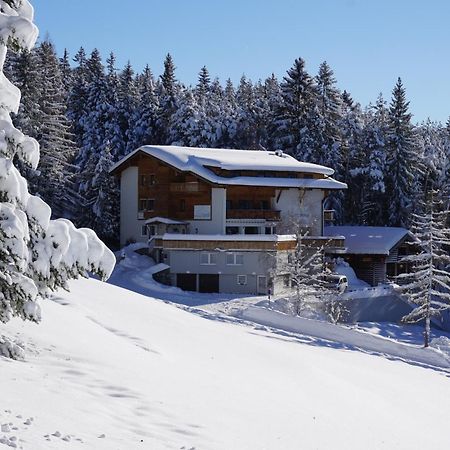Hotel Pension Tyrol Зеефельд в Тироле Экстерьер фото