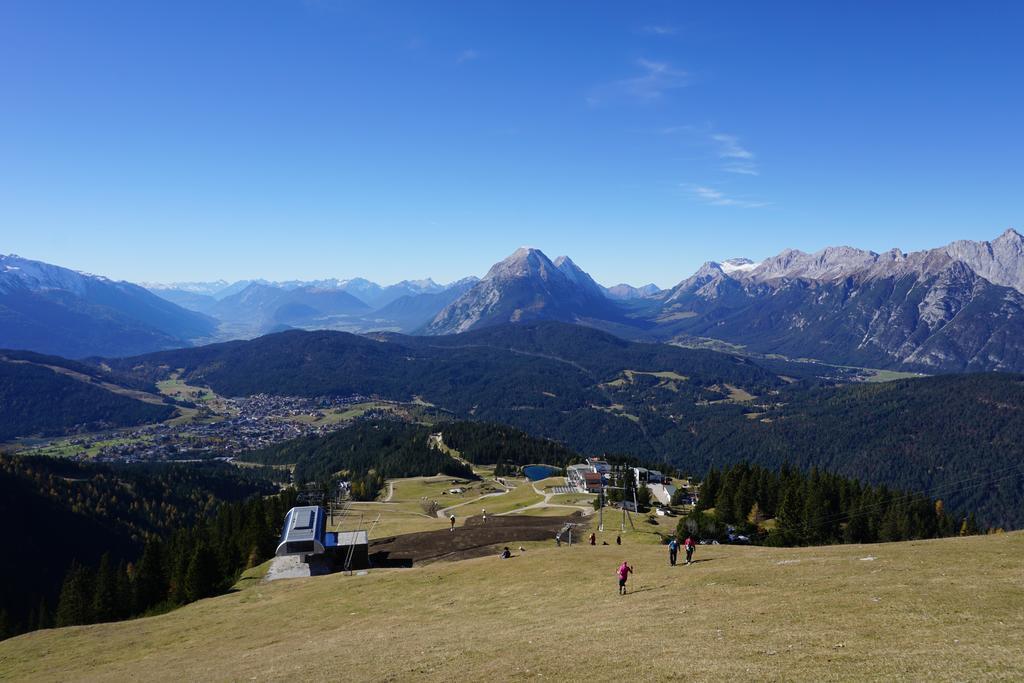 Hotel Pension Tyrol Зеефельд в Тироле Экстерьер фото