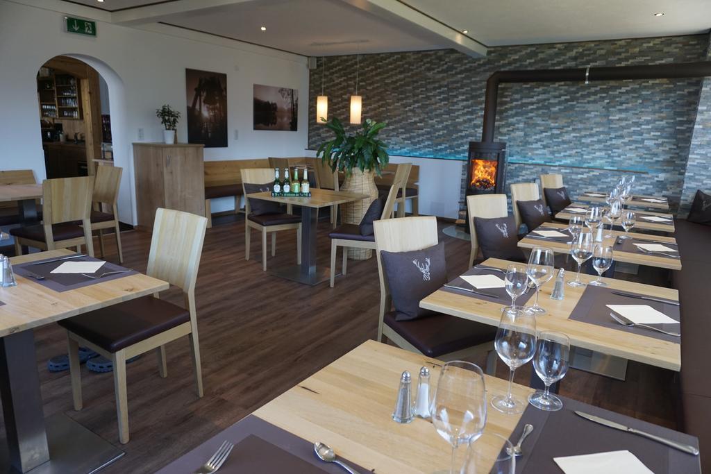 Hotel Pension Tyrol Зеефельд в Тироле Экстерьер фото